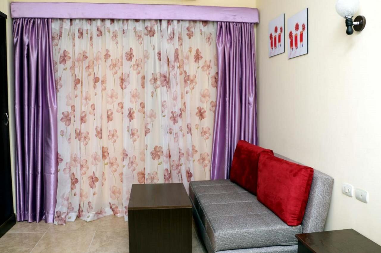 Studio H In Florenza Khamsin 洪加達 外观 照片